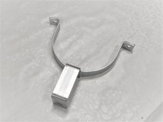 Polovina objímky A75-horní přední-orig. tl.5mm !