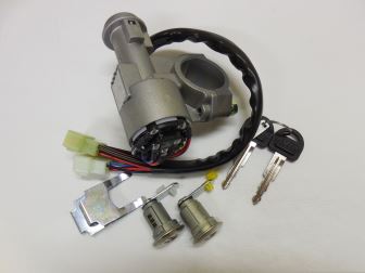 Sada zámku D75,90,D120 ( spínačka + zámky dveří )-upl.