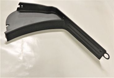 Kryt prahu přední levý  D4* -kabiny  -PULT